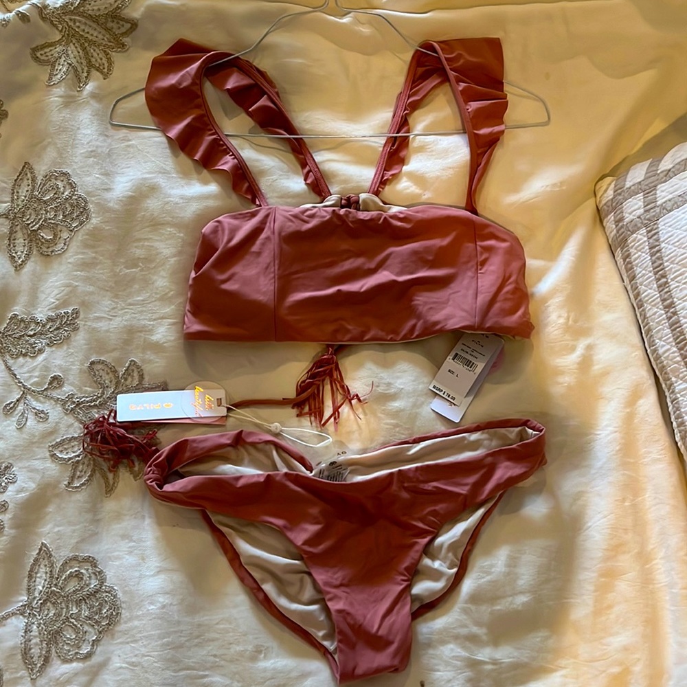 PilyQ, new w/tags, Small bottom, large & reversible top